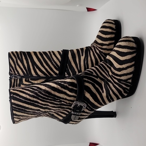 STUART WEITZMAN sz8 Pipenouveau Calf Hair Platform Bootie Zebra Print RA… - Picture 3 of 13